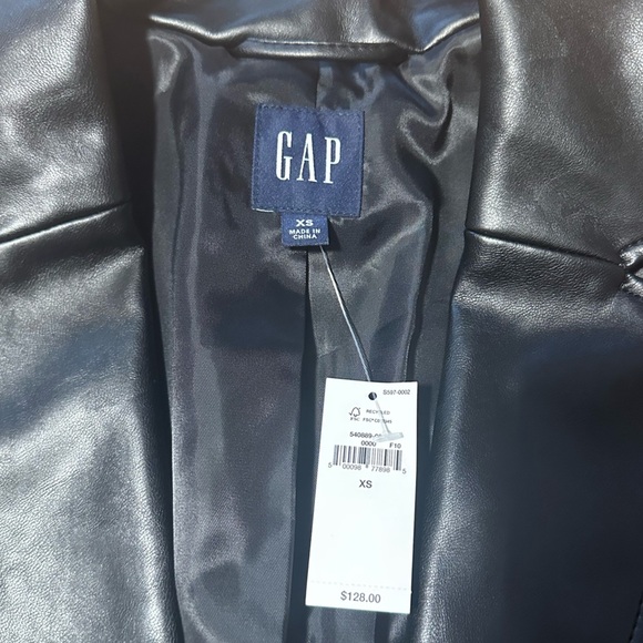 NWT GAP Women's Black Leather Jacket Size XS - Picture 3 of 8